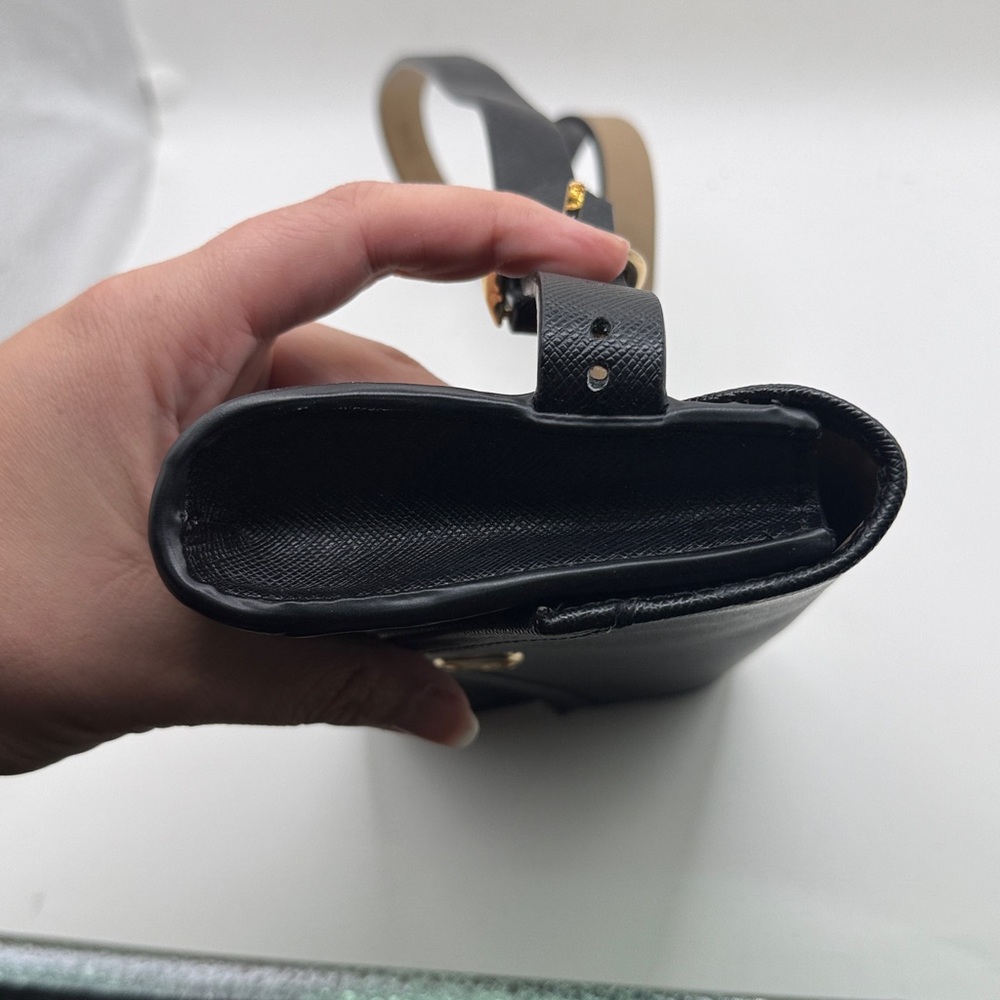 Michael Kors Black Envelope Waist Fanny Pack Belt Bag Purse S M - Picture 7 of 15